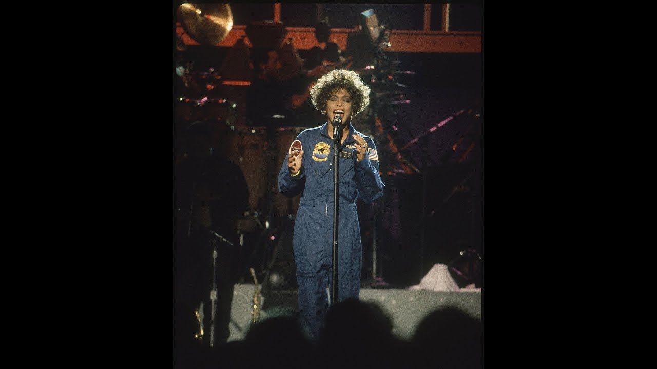 Whitney Houston Live at the Naval Air Station Norfolk, Virginia - 1991 (audio only)