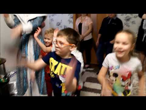 Видео: Новый год у Максима !