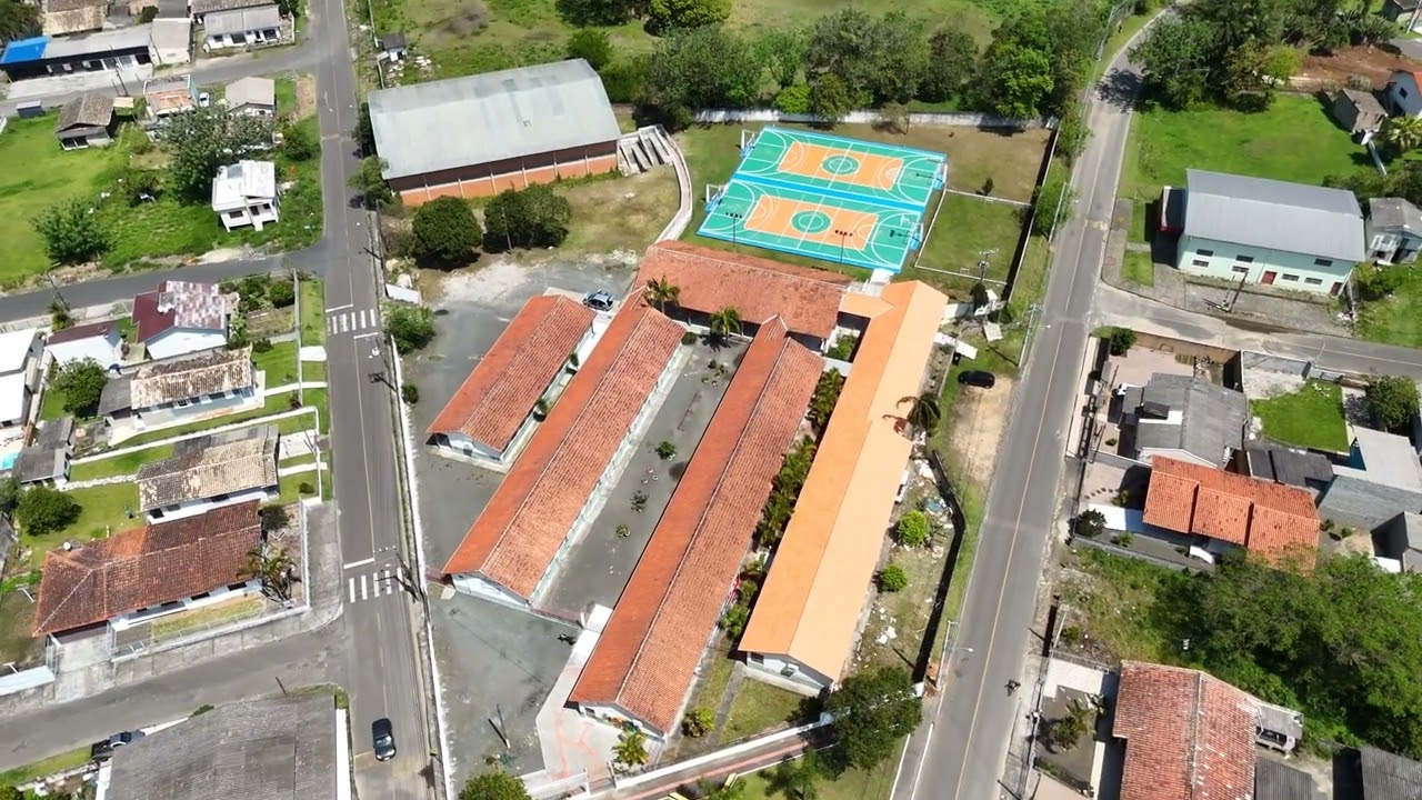 Voo no Bairro.  Continuação...