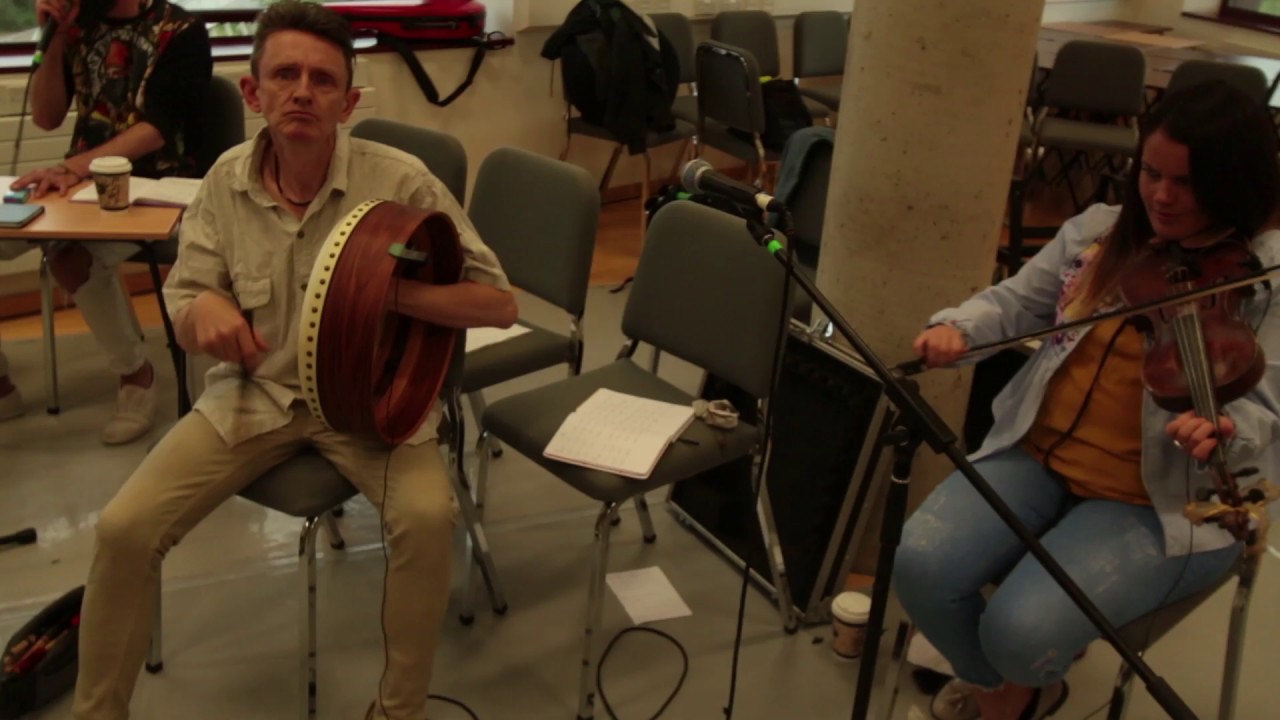 Jym Bodhrán clip YouTube
