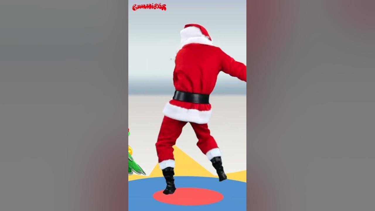 It's Santa! #shorts #christmas #gummybearsong