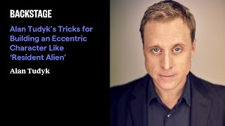 Alan Tudyk’s Tricks for Building an Eccentric Character Like ‘Resident Alien’