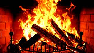 🔥 Fireplace 4K UHD! Fireplace with Crackling Fire Sounds. Fireplace Ambience