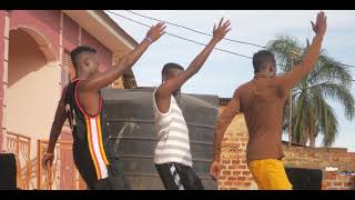Do Do Do Dat John Blaq (bazaale dancers)
