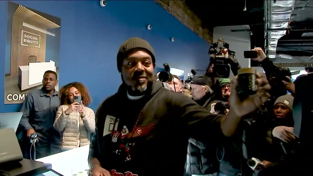 Smacked, NY's 2nd legal marijuana dispensary, opens for business