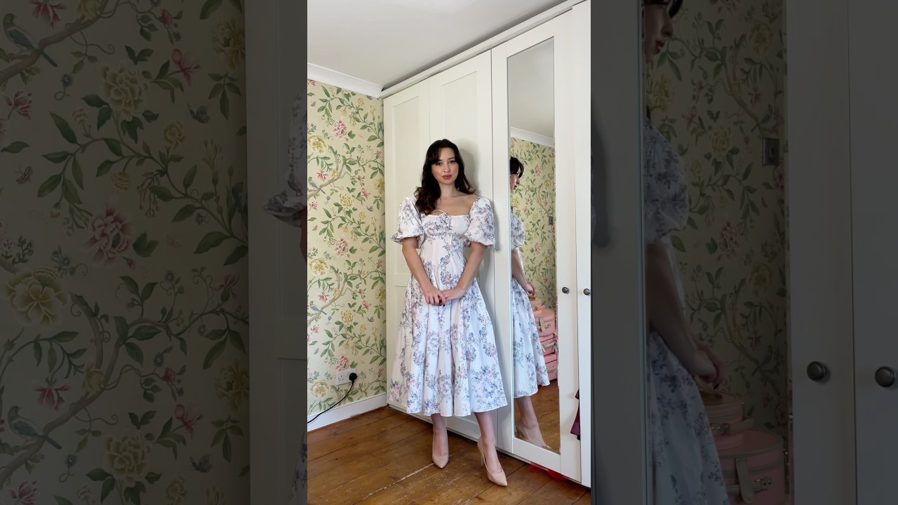 Trying on another Bridgerton inspired dress from Selkie! Adpr Use code HELLOMISSJORDAN for discount