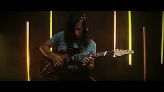 FGN® JOS DUE-W2R Guitarra Eléctrica J-Standard ODYSSEY Stratocaster® Style KNB  Koa Natural Burst Funda video