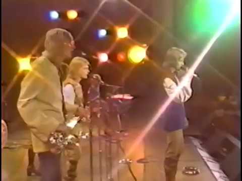 Blue Swede - Hooked On A Feeling (1974 - HQ - Live)