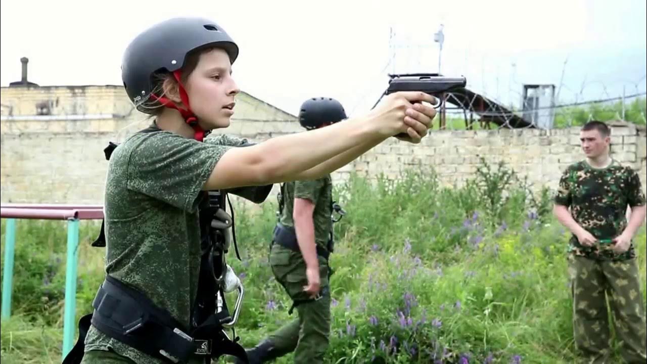 Спецназовец определяет свое местоположение. Лагерь Юный спецназовец Алкино 2. Юный спецназовец. Проект Юный спецназовец. Молодой спецназовец.