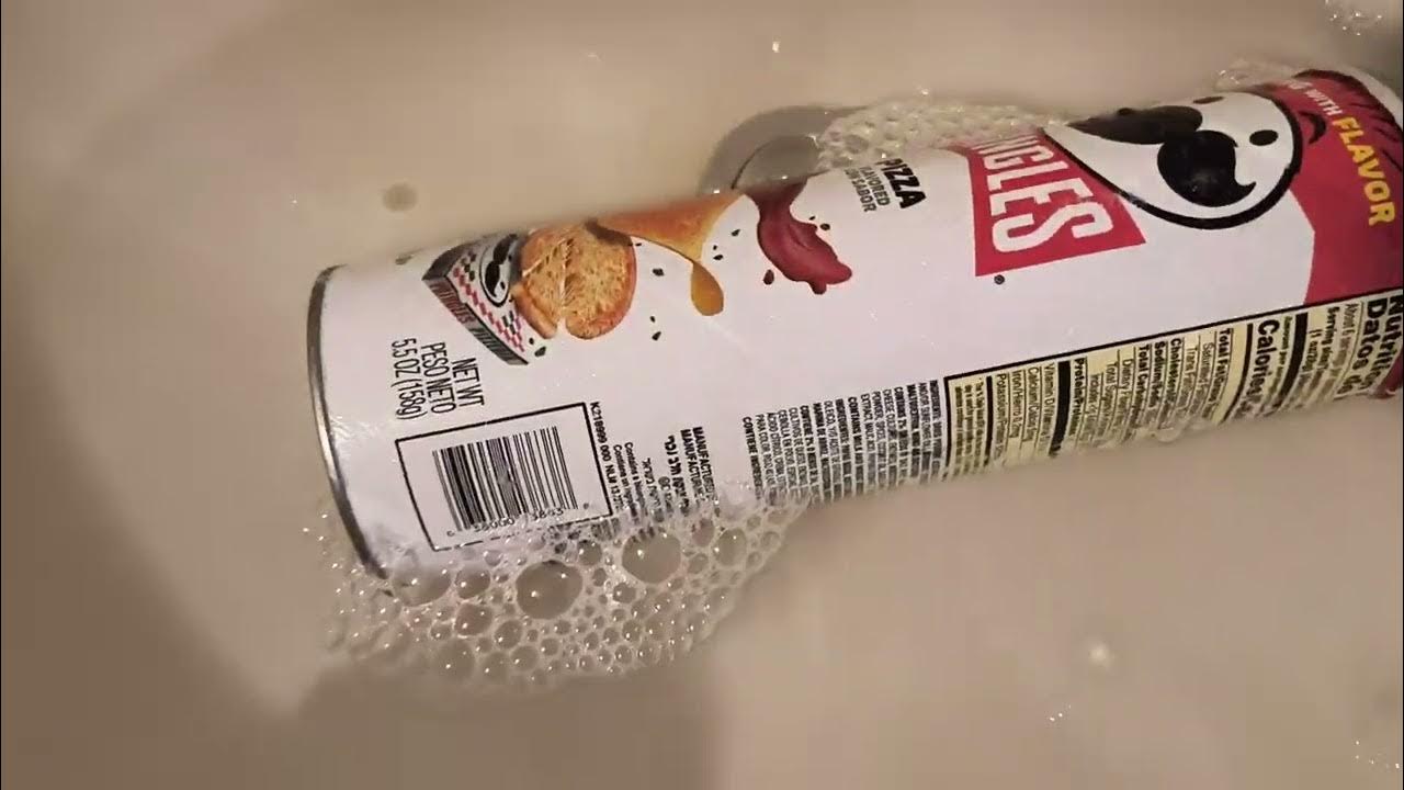 Water Ep.4 S.1 Putting a pringles can into water then putting water