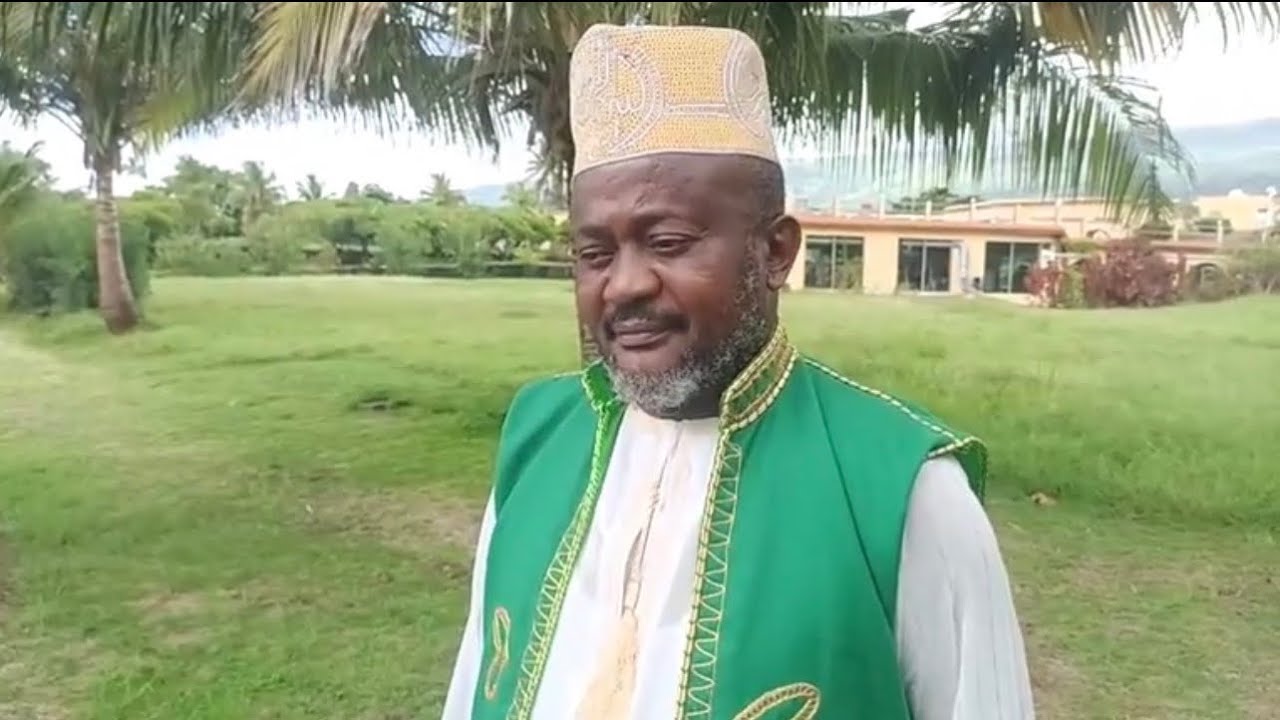 Le Club des journalistes hausse le ton au trésorier payeur général et demande son départ... 