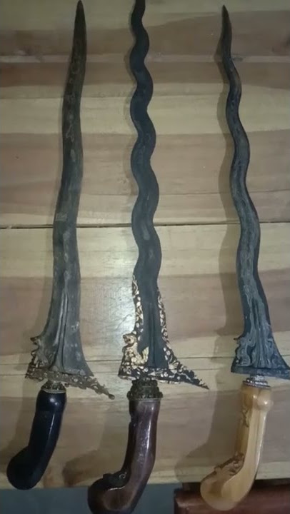 Tiga Keris Sepuh Singo Barong Yang Selalu Di Cari Para Ahli Spiritual#shorts