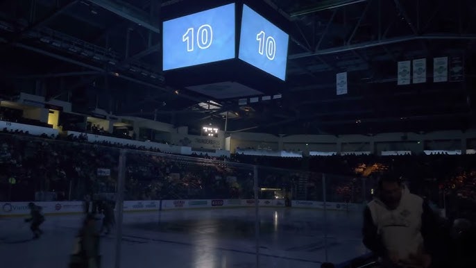 The Everett Silvertips net three unanswered goals as they top the Seattle  Thunderbirds - Sonics Rising