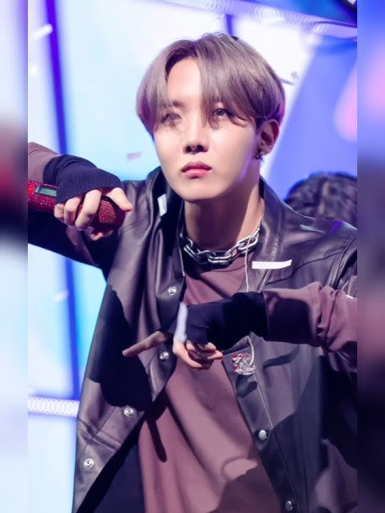 miss Hobi so much😭😭💔