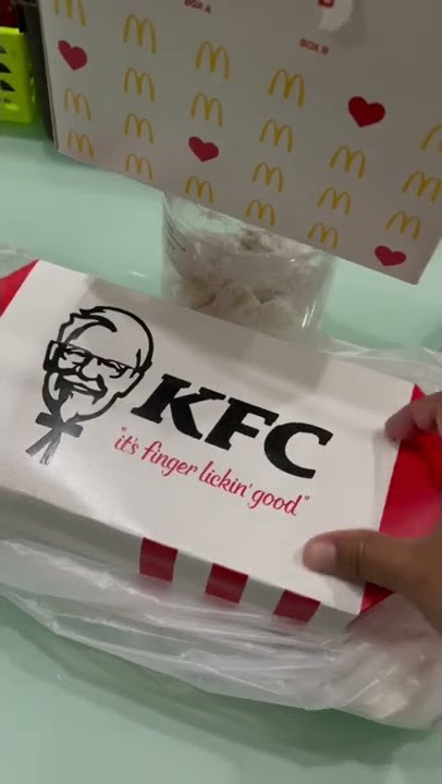 KFC VS MCD enak mana?