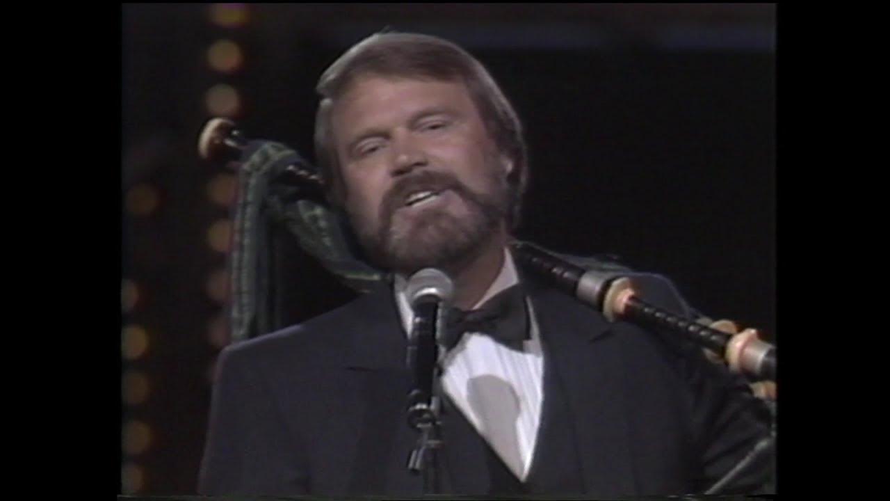 Glen Campbell: "Amazing Grace" (1984 Dove Awards) Glen Campbell: "Amazing Grace" (1984 Dove Awards)