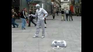 Robot Dance Performer On Street .flv Resimi