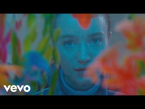 Sigrid - Donât Feel Like Crying (Official Video) 