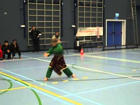  pencak  silat  jokotole Tom lanka  1 vechtkunsten2012 YouTube