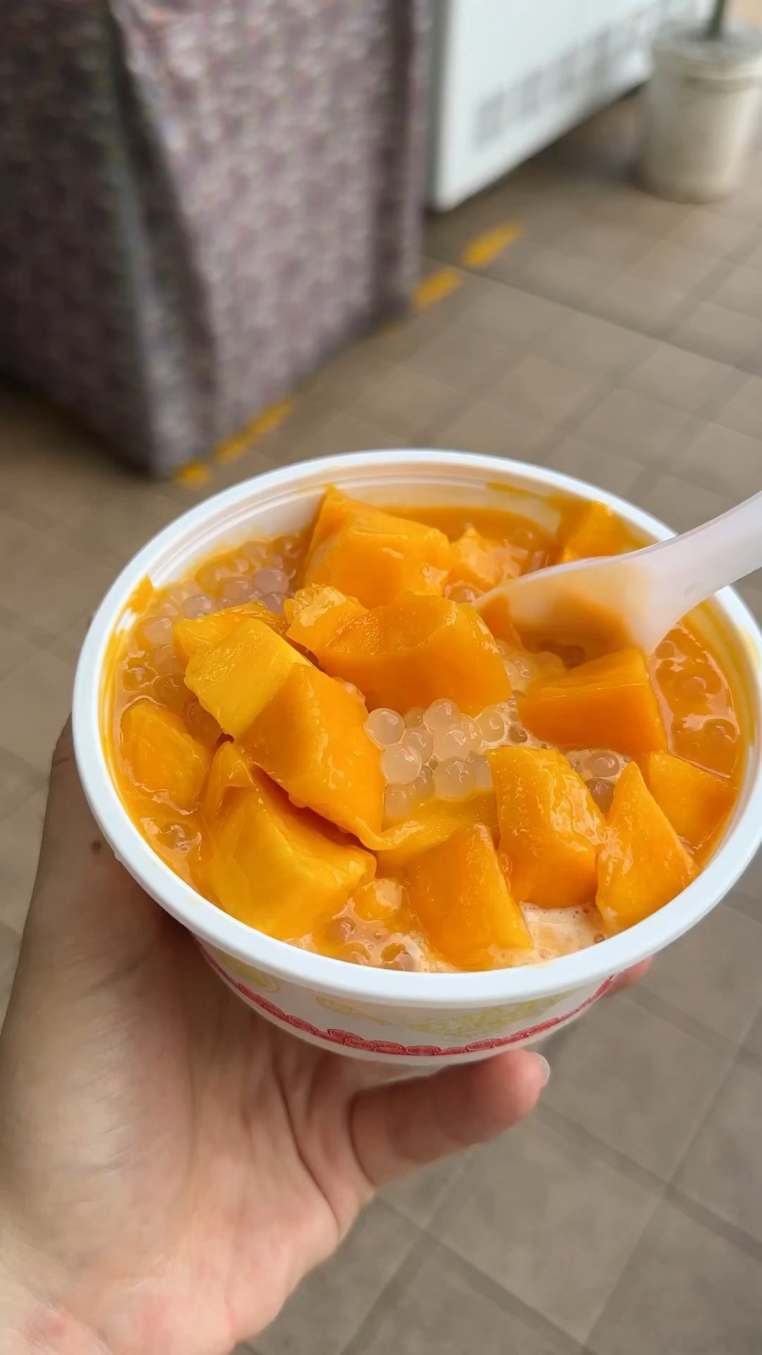 Vanilla shaved ice with sago and mango juice from 南山白汁冰, Hong Kong # ...