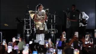 Djelykaba Bintou Times Square NY 112825wf1