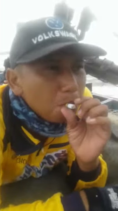 Mondoliko bergoyang