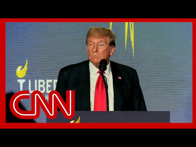 Watch Trump react to getting booed at Libertarian convention class=