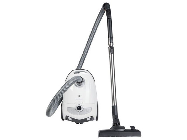 SILVERCREST® Aspirateur compact, 700 W