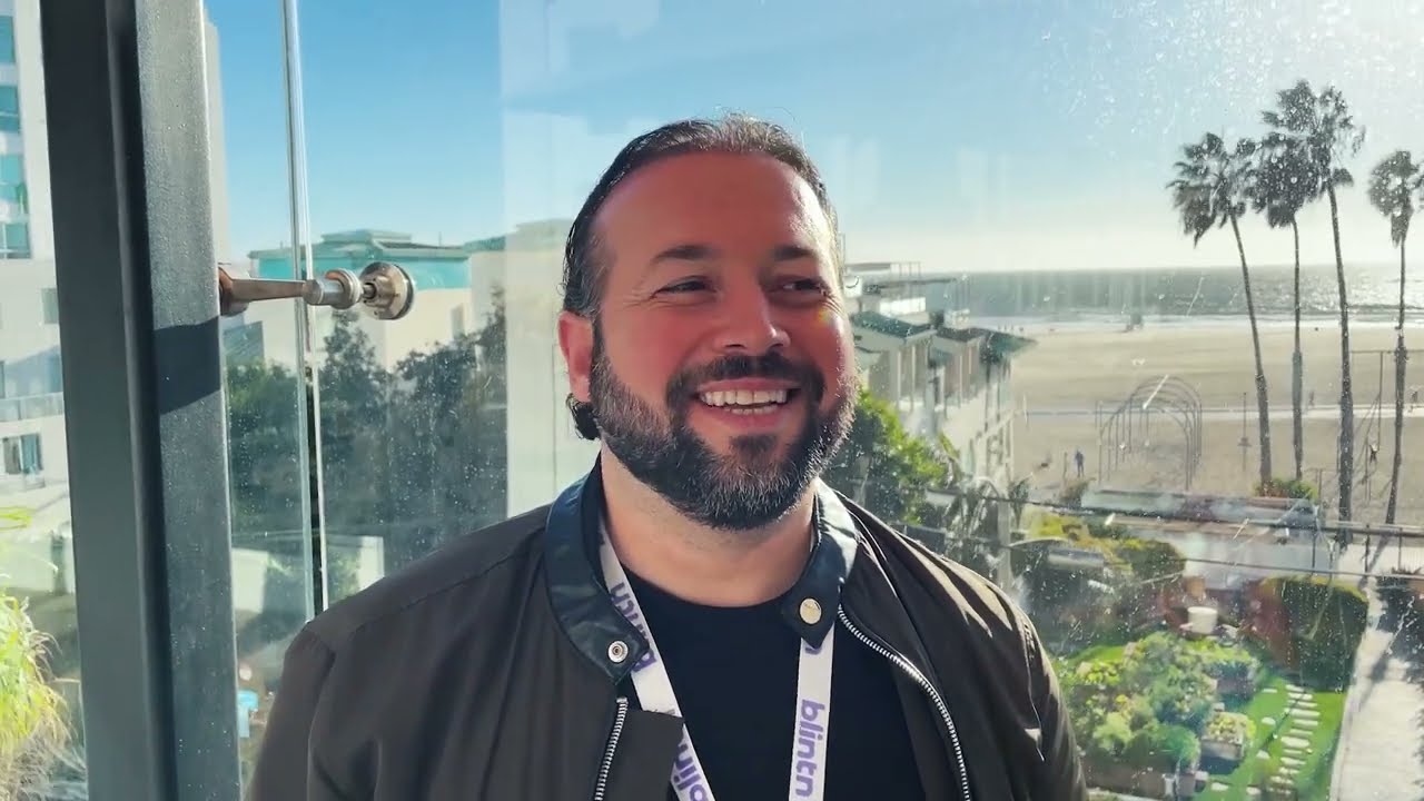 Doval Bacall in conversation with Bruno Chatelin