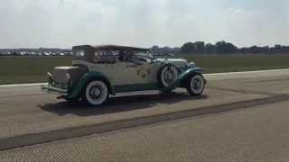 Racing Duesenberg J-505 with Dick Shappy, Greg McDermott, and Tom Laferriere