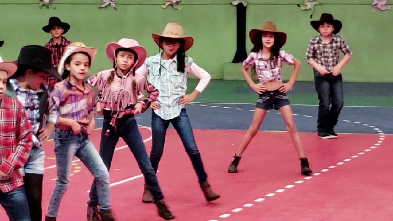 Festa Junina Colégio São Judas - Clima de Rodeio
-
Dallas Company