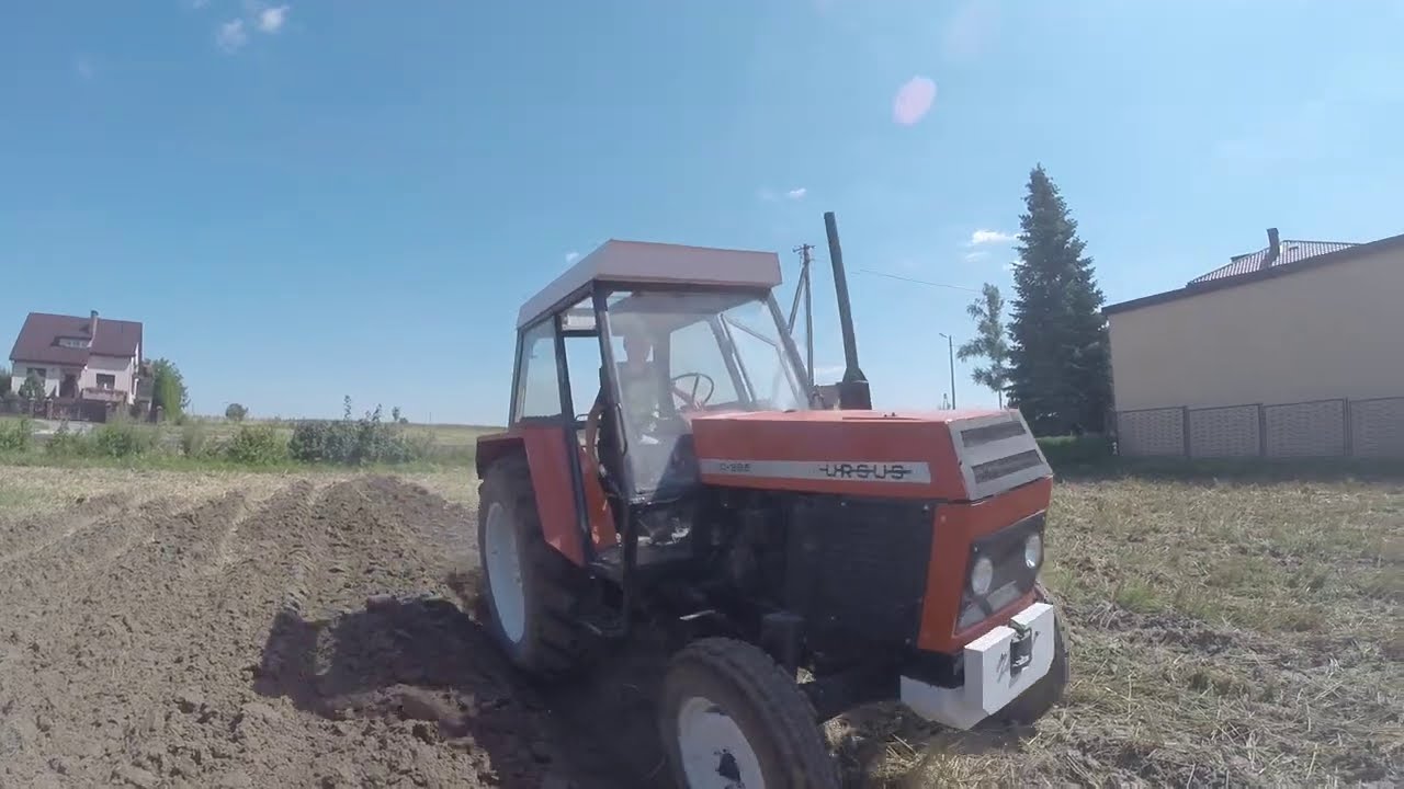 Kverneland i Ursus 385 orka pod rzepak  młody w akcji