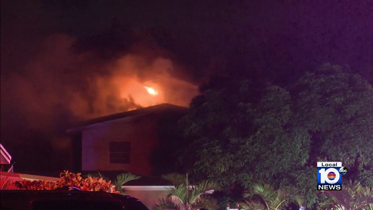 Large Sunrise family displaced after home catches fire - YouTube