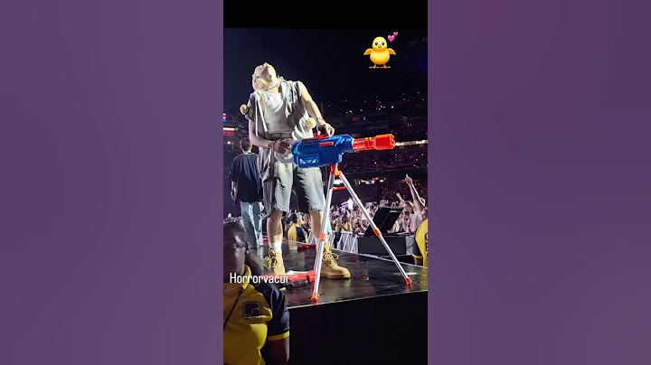 용복이가스테이너무좋아해🥰💕 #felix #straykids 💛