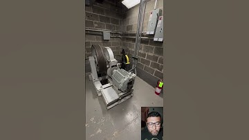 Motor eléctrico de elevador  🏗️✨ #elingefer #elevadores  #motor  #electricidad