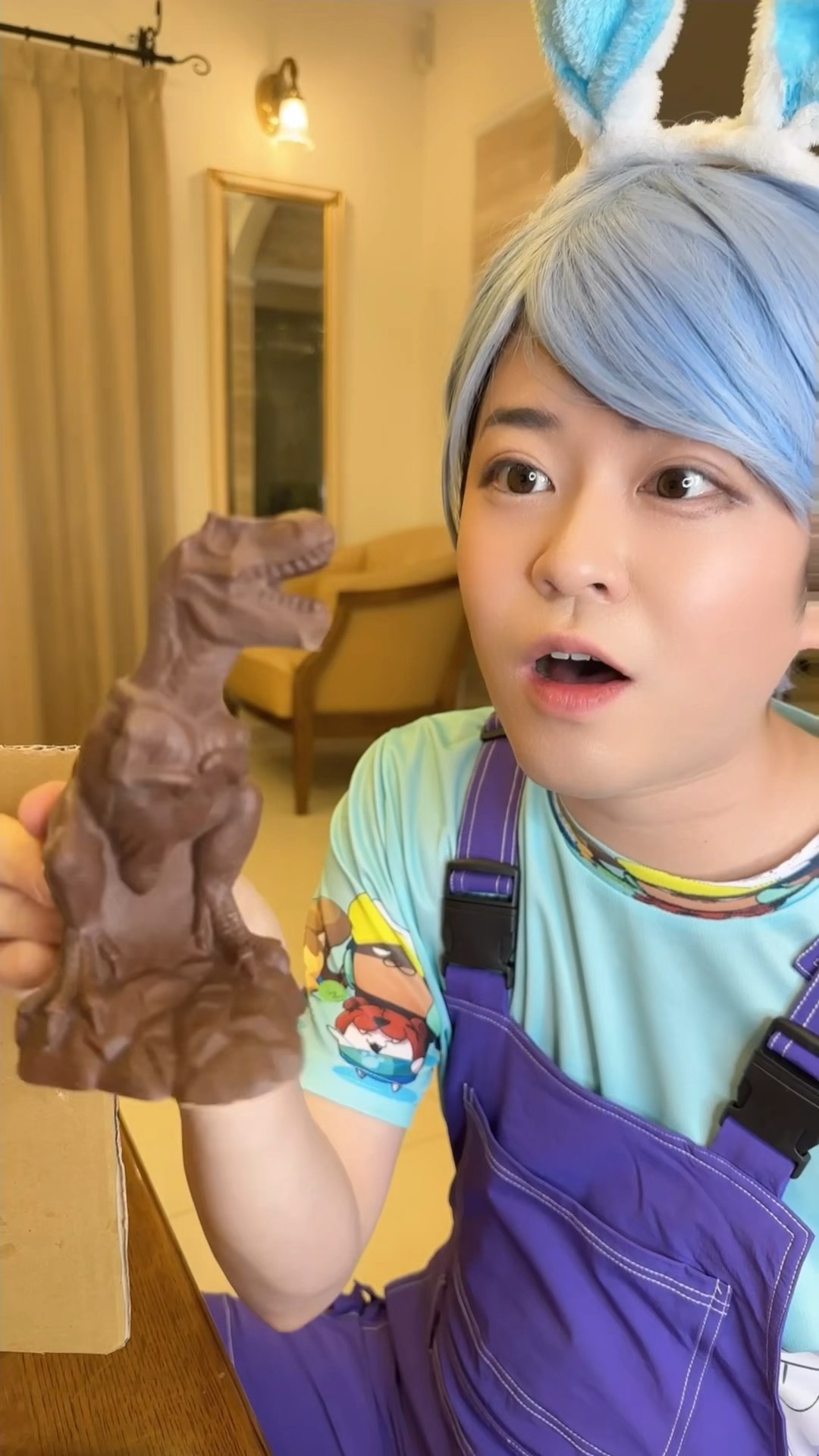 DINOSAURS POP OUT OF THE CARDBOARD DOOR！#asmr