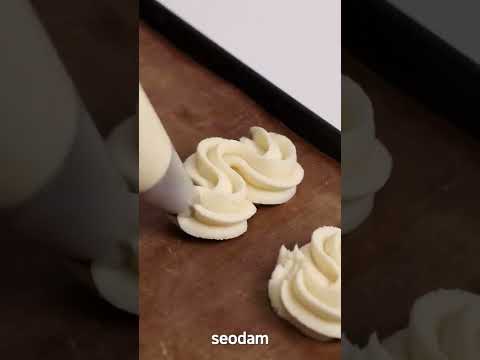 고소한 버터 쿠키 만들기 #<strong>seodam</strong> #shorts #homecafe #homebaking
