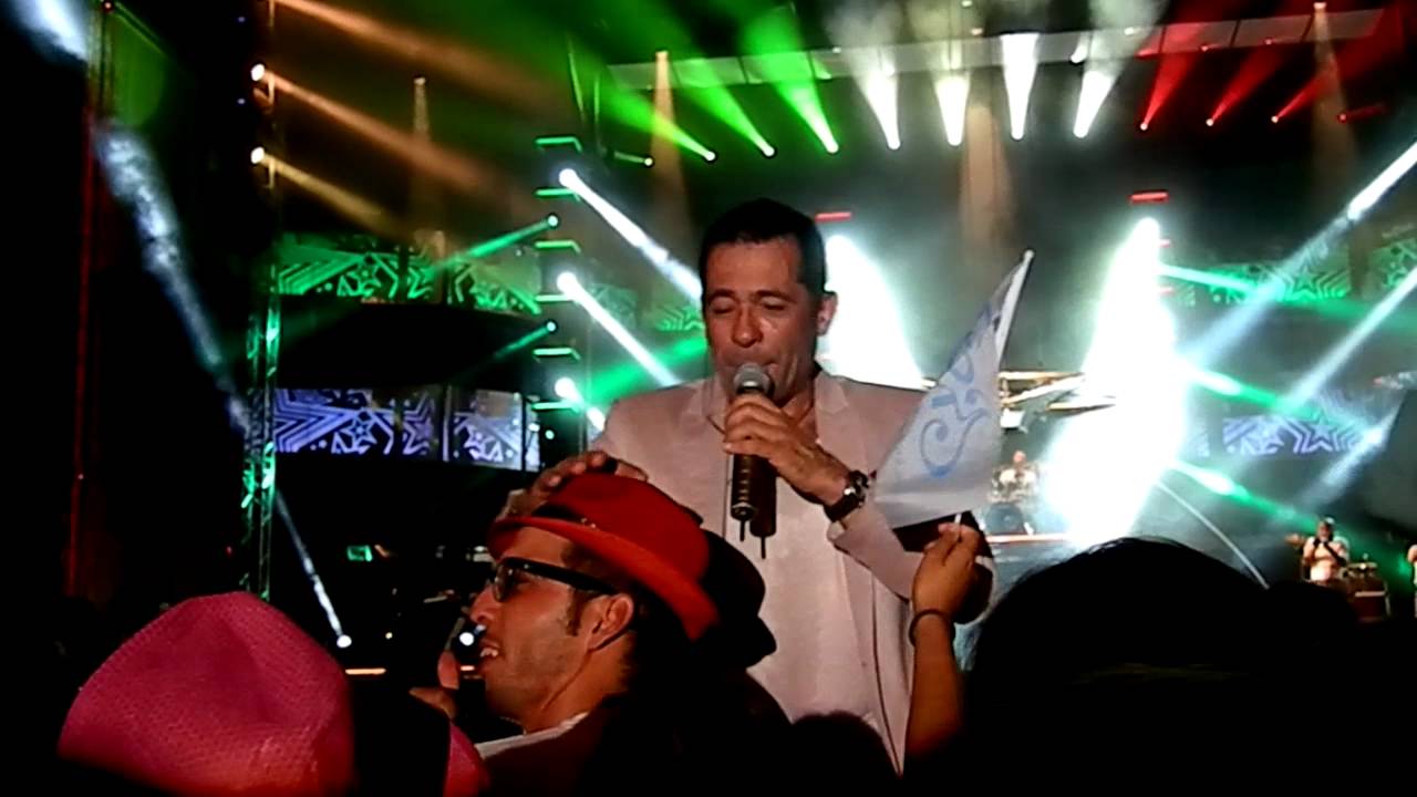 Mira Paris de Noia 2012 en YouTube Mira Paris de Noia 2012 en YouTube
