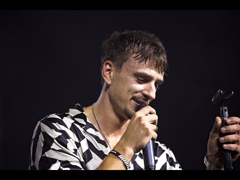 Adi Šoše & AL Music Band - Pusto ostrvo (MTS Beograd Live)
