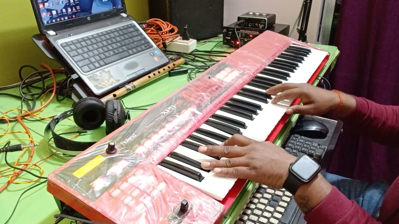 Roland XPS 10,XPS 30, में अगर Fantom 06, Xa,X6,G6,fa06, जैसी टोन चाहिए तो तुरंत फोन करिए 9984017269