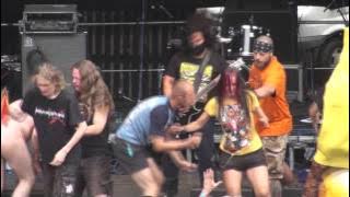 URTIKARIA ANAL Live At OBSCENE EXTREME 2015 HD
