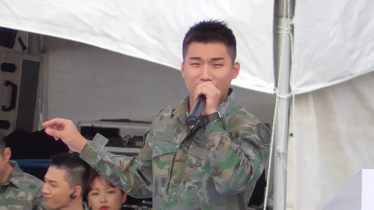 181009 Daesung(강대성), Look at Me KwiSoon(날봐 귀순) @ JISANGGUN FESTIVAL