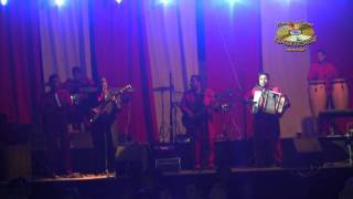 Video thumbnail of "LUZ ROJA DE ACAPULCO_A GOZAR LA VIDA"