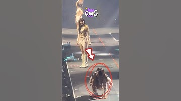 Lisa Always Cares For Her Unnies ❤️ #lisa #blackpink #jennie #shorts #jisoo #rose