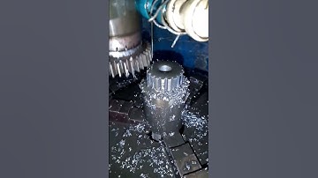 gear shaper cutting gear #mechanical #videos #machine #channel #engineering #thread #ground #grader