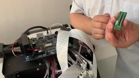 Part 2 How to solve the problem when color head can print out ink yet white head cannot?