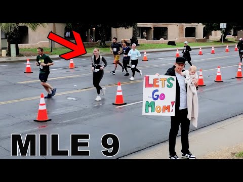 Surprising Mom While She Runs a Half Marathon! DELLA VLOGS