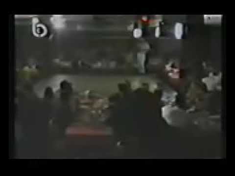 النجم الفنان كاظم الساهر يا دنيا انتي اللي حرمتيني من اهلي حفل نادر نوادر ساهريه طربيات ساهريه 