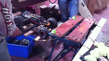 Axial XR10 in action #2