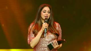 India's only female superstar Sridevi's last award as Style Legend Award at HT Fashion Awards 2018